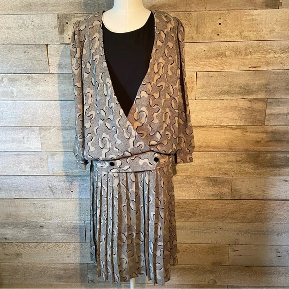 Vintage Camillia women’s taupe drop  waist‎ dress in size 10 - Picture 1 of 13